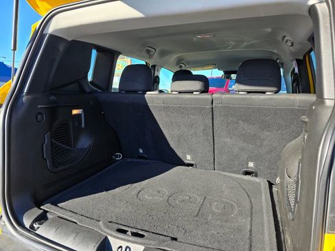 Used 2018 Jeep Renegade Altitude image 17