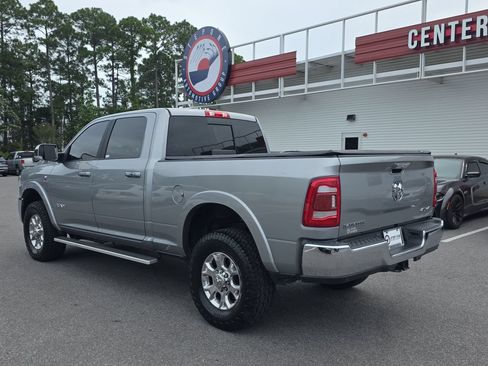 Used 2022 RAM 2500 Laramie AWD/4WD image 4
