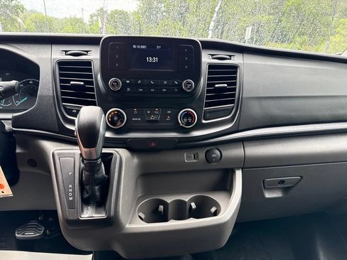Used 2024 Ford Transit 250 Low Roof AWD w/ Exterior Upgrade Package image 14