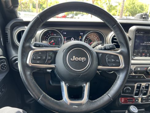 Used 2018 Jeep Wrangler Unlimited Rubicon AWD/4WD image 18