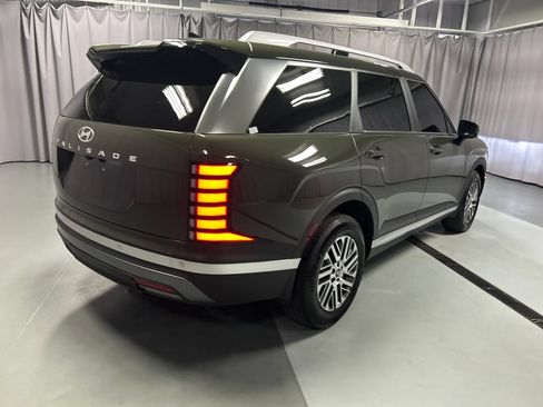 Used 2026 Hyundai Palisade SEL FWD image 7