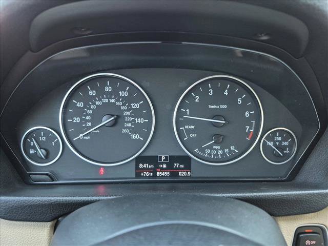 Used 2017 BMW 320i Sedan RWD image 10