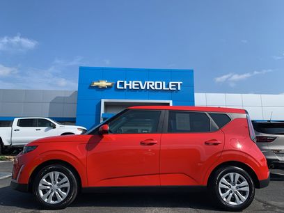 Used 2023 Kia Soul LX
