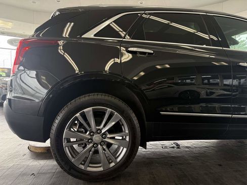 Used 2025 Cadillac XT5 Premium Luxury w/ LPO, Floor Liner Package AWD/4WD image 10