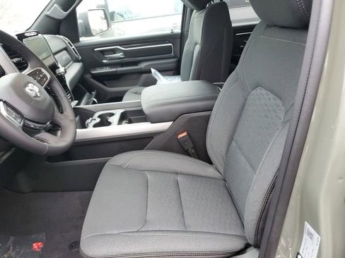 New 2026 RAM 1500 4x4 Crew Cab image 12