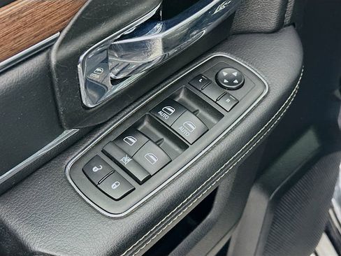 Certified 2018 RAM 1500 Laramie w/ Convenience Group AWD/4WD image 28