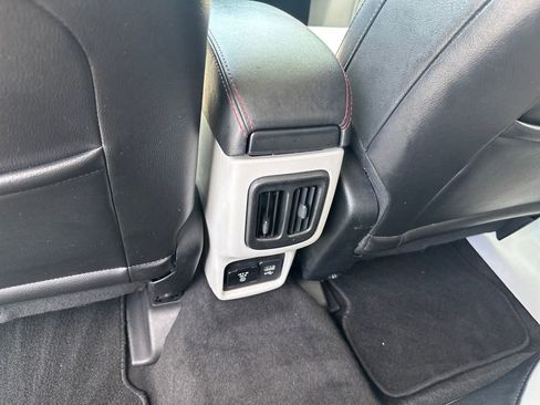 Used 2018 Jeep Compass Limited w/ Navigation Group FWD image 27