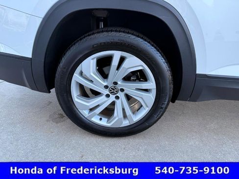 Used 2021 Volkswagen Atlas SE w/ Panoramic Sunroof Package image 12