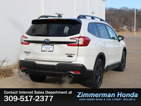 Used 2024 Subaru Ascent Onyx Edition image 2