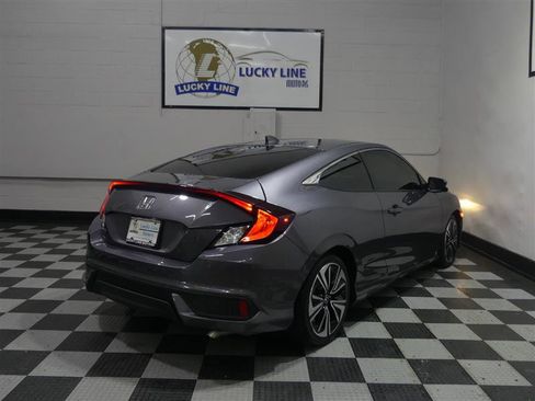 Used 2018 Honda Civic EX-L image 10