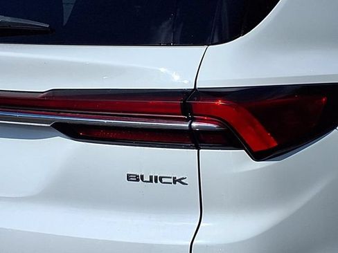 Used 2025 Buick Enclave Preferred FWD image 27