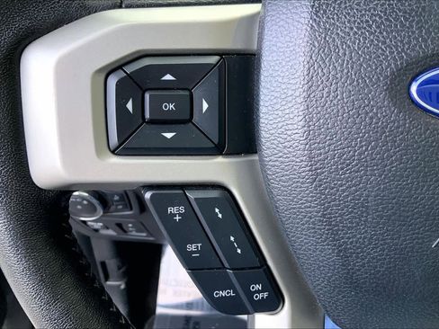 Used 2019 Ford F150 Lariat w/ Equipment Group 502A Luxury image 22