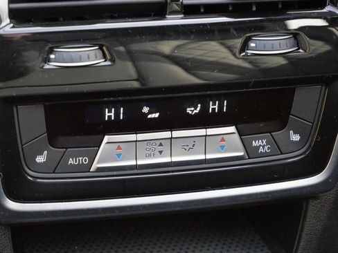 Used 2026 BMW X5 M60i AWD/4WD image 42