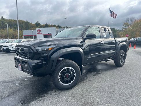 New 2025 Toyota Tacoma TRD Off-Road image 1