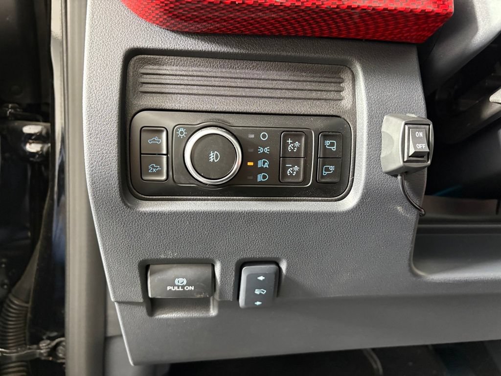New 2025 Ford F250 Lariat w/ Lariat Ultimate Package AWD/4WD image 17