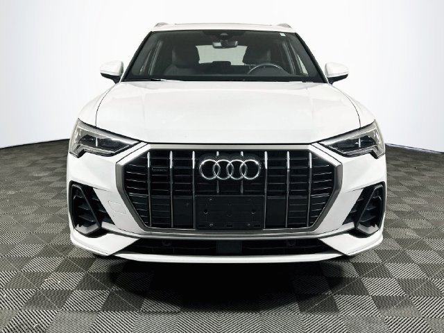 Used 2025 Audi Q3 2.0T Premium AWD/4WD image 3