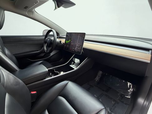 Used 2020 Tesla Model 3 Long Range AWD/4WD image 33