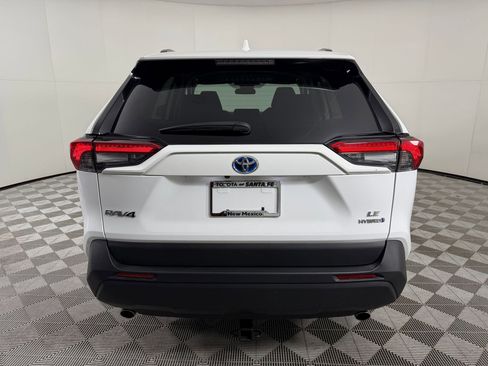 Used 2024 Toyota RAV4 LE AWD/4WD image 9