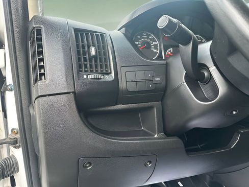 Used 2021 RAM ProMaster 2500 FWD image 29