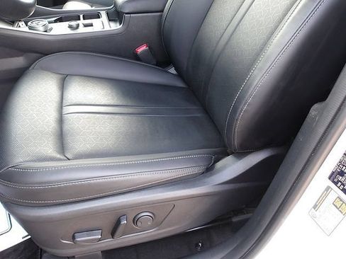 Used 2024 Kia Sorento EX AWD/4WD image 15