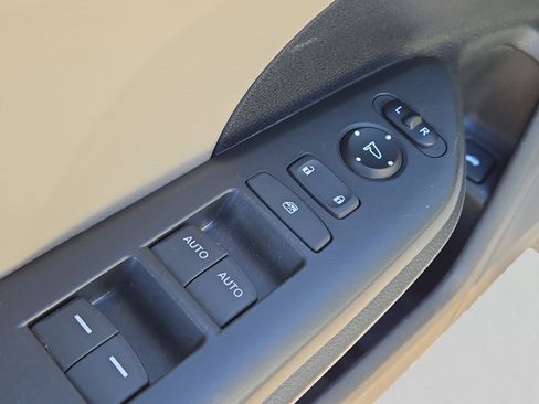 Certified 2017 Honda Civic LX image 13