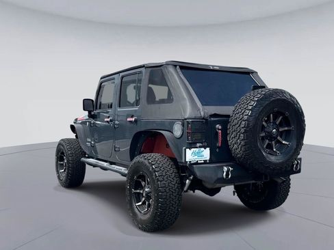 Used 2017 Jeep Wrangler Unlimited Sport w/ Quick Order Package 24S AWD/4WD image 6