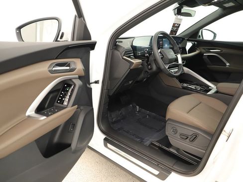 New 2025 Audi Q5 Premium AWD/4WD image 14