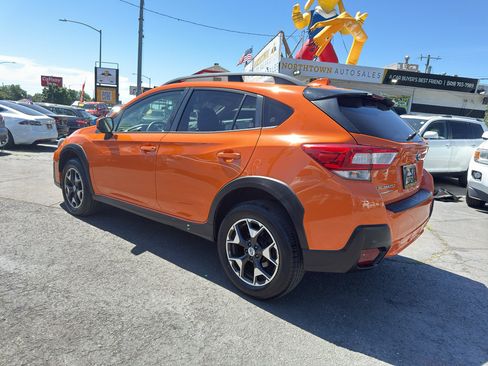 Used 2018 Subaru Crosstrek 2.0i Premium w/ Eyesight System AWD/4WD image 4