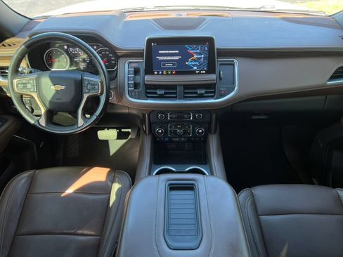 Used 2021 Chevrolet Suburban High Country AWD/4WD image 3