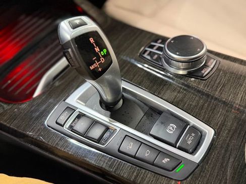 Used 2017 BMW X3 xDrive28i image 32