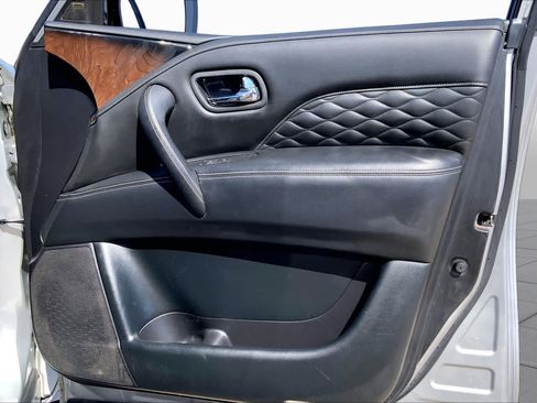 Used 2019 INFINITI QX80 Luxe w/ 22" Wheel Package RWD image 23