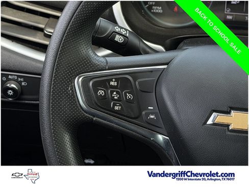 Used 2023 Chevrolet Malibu LT FWD image 13
