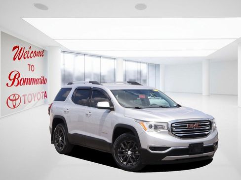 Used 2019 GMC Acadia SLT FWD image 2