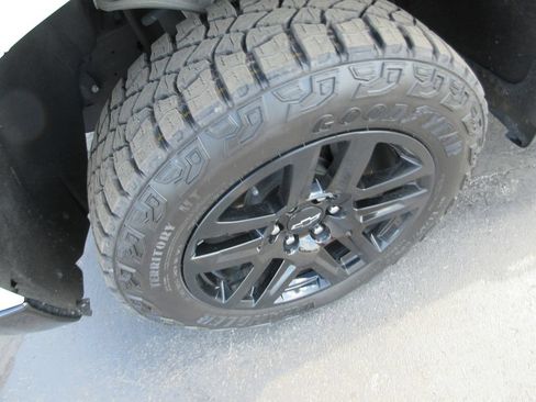 Certified 2024 Chevrolet Silverado 1500 LT Trail Boss w/ Convenience Package II AWD/4WD image 12
