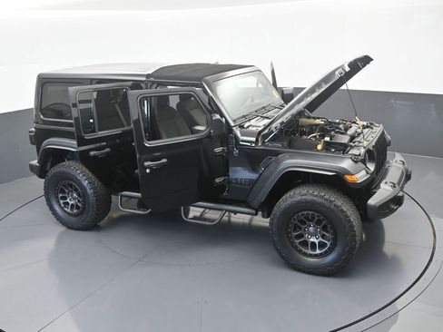 Used 2022 Jeep Wrangler Unlimited Sport w/ Xtreme Recon 35" Tire Package AWD/4WD image 71