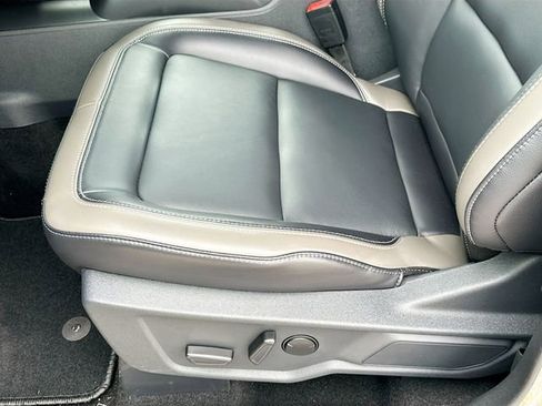 New 2025 Ford Bronco Outer Banks image 14