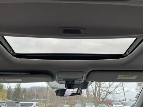 Used 2018 Honda Odyssey EX-L image 18