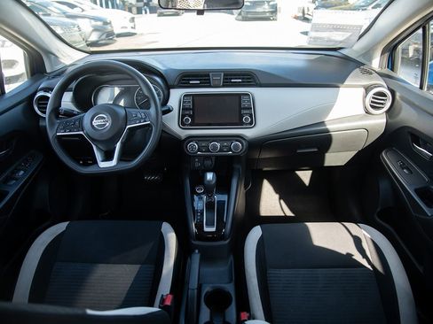 Used 2021 Nissan Versa SV image 16