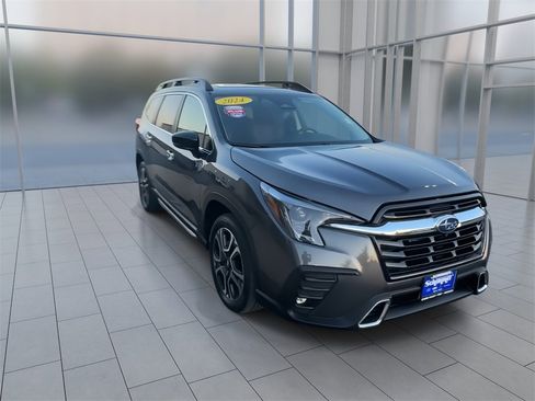 Used 2024 Subaru Ascent Touring image 3