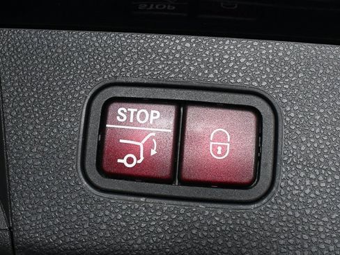 Used 2014 Mercedes-Benz GLK 350 2WD image 31