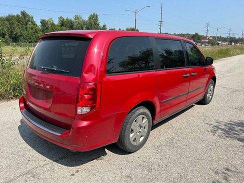 Used 2013 Dodge Grand Caravan American Value Package w/ UConnect Hands-Free Group image 7