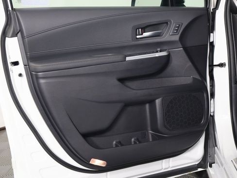 Used 2026 Toyota Sienna Limited FWD image 13