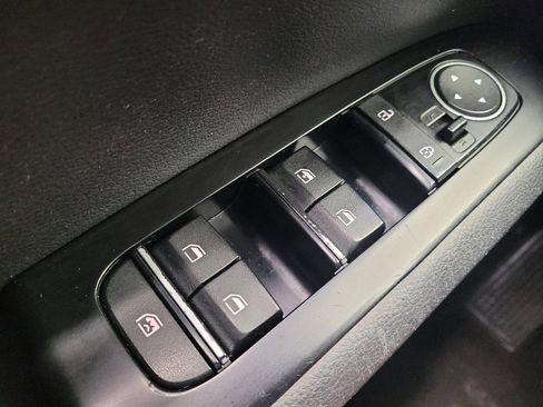 Used 2020 Kia Soul LX FWD image 27
