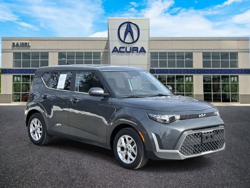 Used 2023 Kia Soul LX w/ Option Group 015 image 7