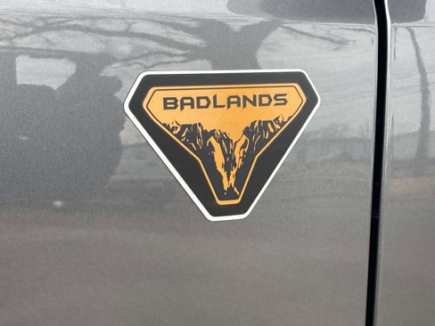 Used 2023 Ford Bronco Badlands AWD/4WD image 13