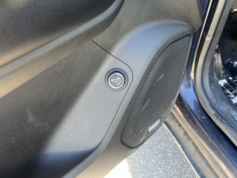 Used 2017 GMC Acadia Denali w/ Technology Package image 19