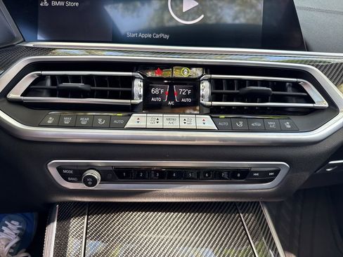 Used 2022 BMW X5 M50i w/ Executive Package image 40