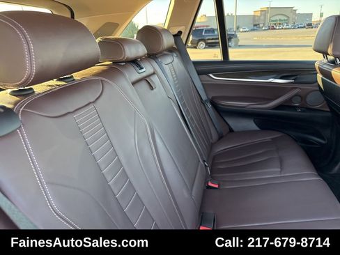 Used 2015 BMW X5 xDrive35d image 46
