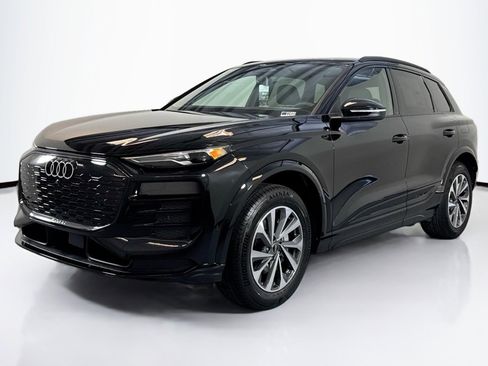New 2027 Audi Q6 e-tron Premium image 1
