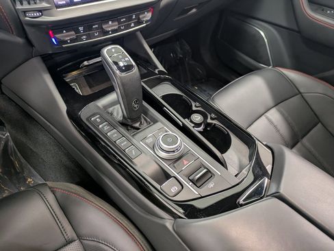 Used 2024 Maserati Levante GT Ultima image 14